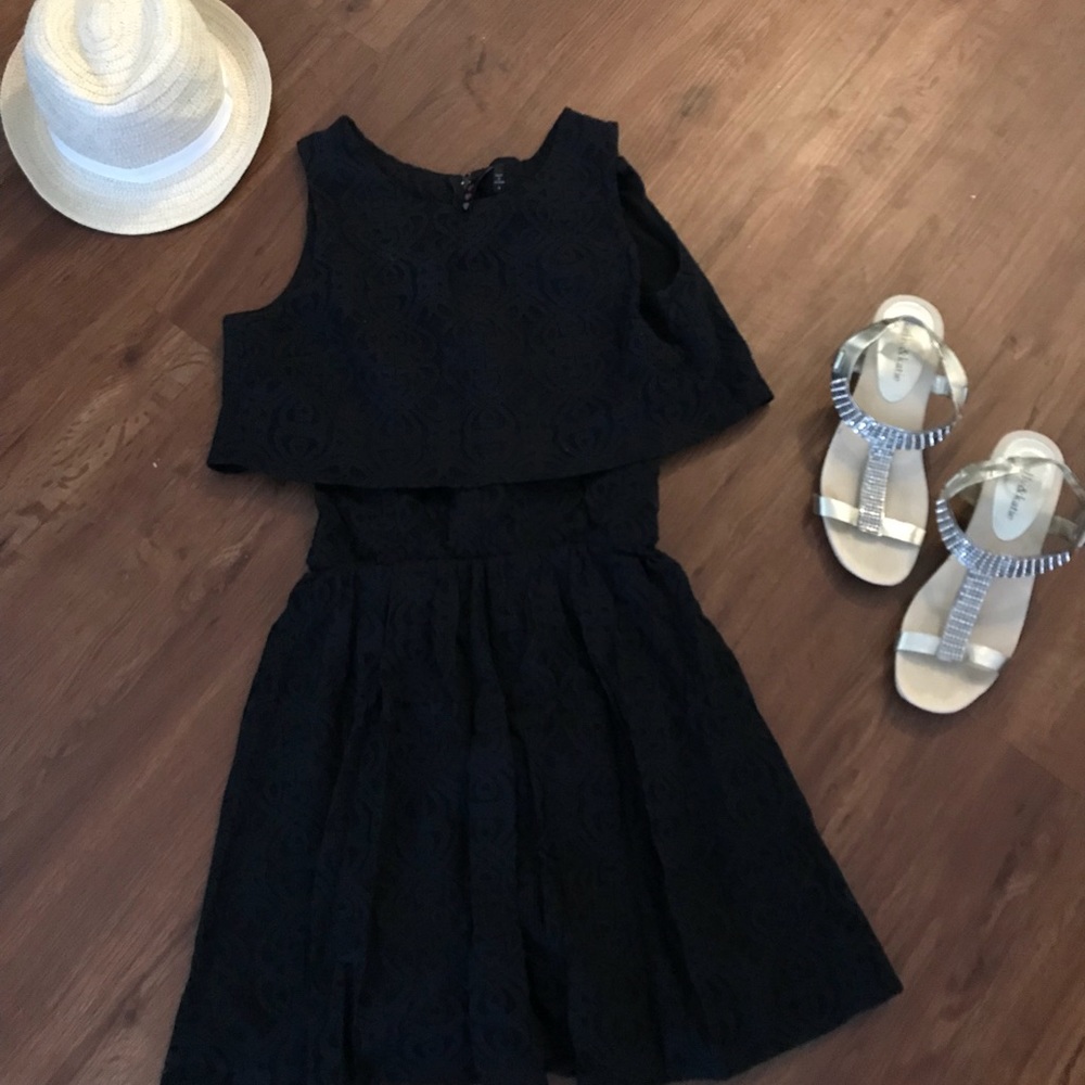 Women’s dress